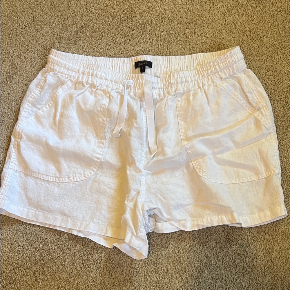 Quince Women's White linen Shorts